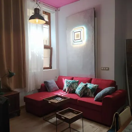 Loft De Diseño En Cimadevilla * Gijón